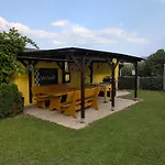 Harti Haus شقة