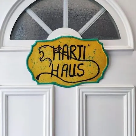 Harti Haus Apartment *